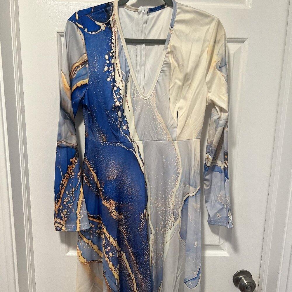 NEW - Party Dress - Size Med